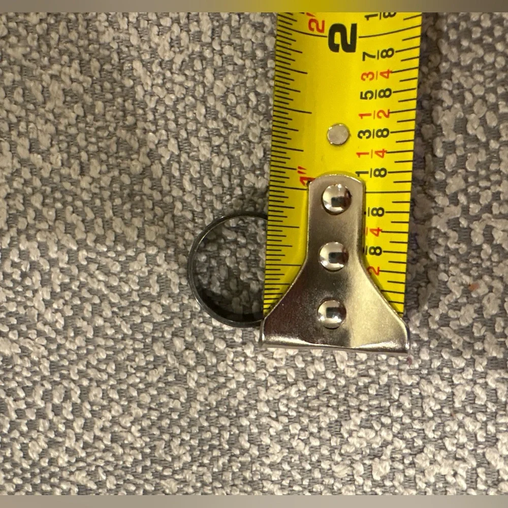 Steel Heart Pattern Ring 🖤 - Picture 4 of 4